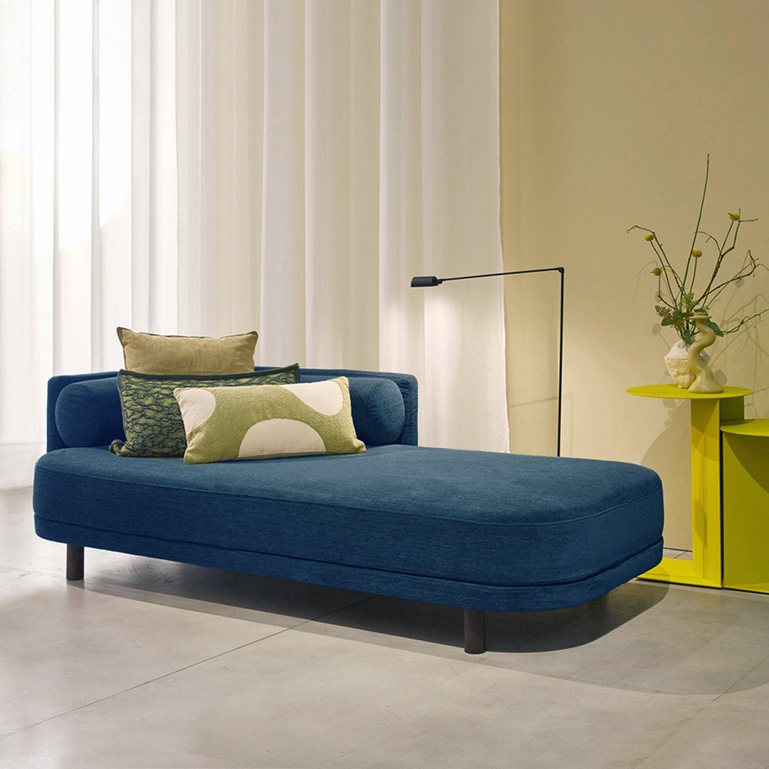 moeller design | CAJA daybed | left backrest | city velvet reloaded 059