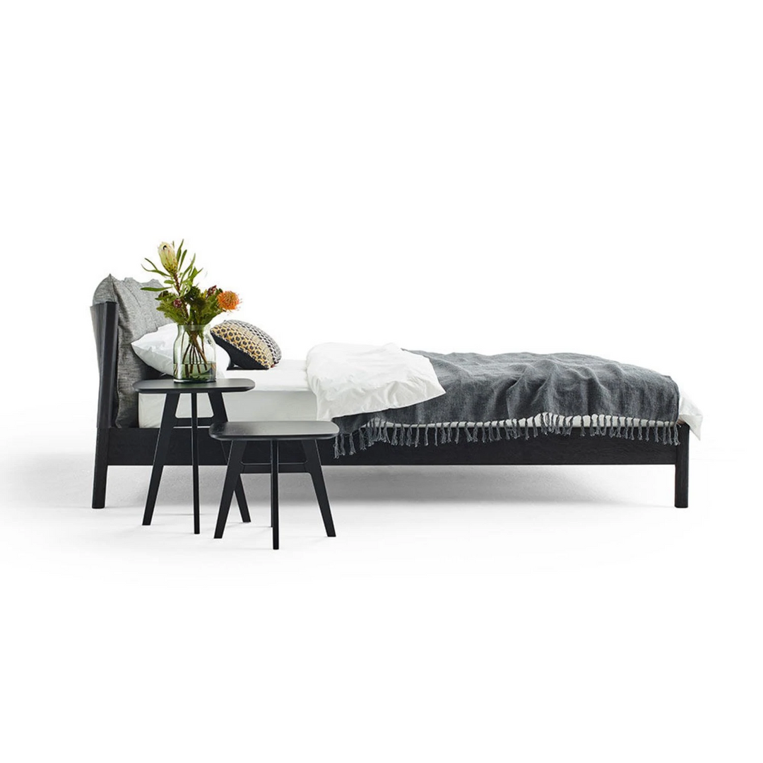 moeller design | LIV king bed | stained oak + black leather