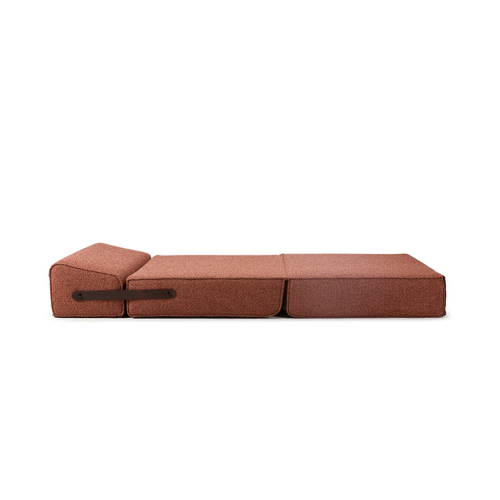 moeller design | slounge sleeper chair | loop thyme 206 + leather strap