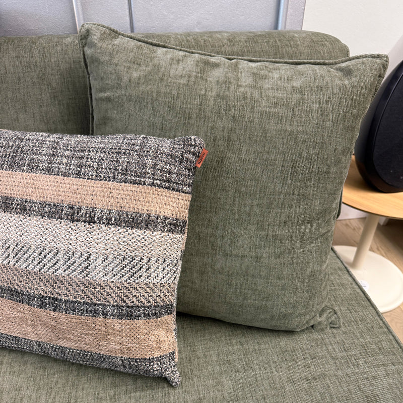 moeller design | slounge sleeper chair | loop thyme 206 + leather strap