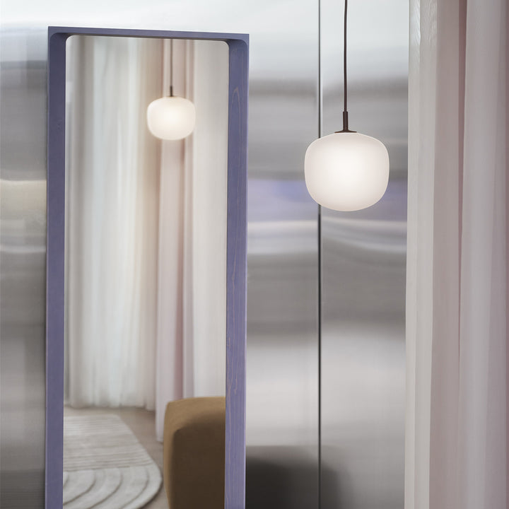 muuto | arced mirror large | light lilac