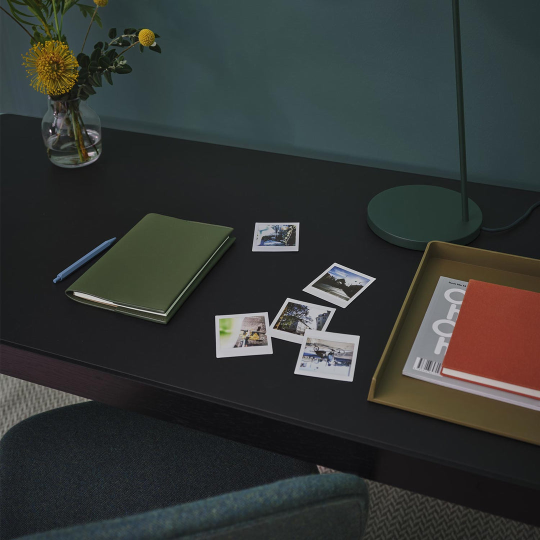 muuto | arrange desktop series | config 2 - multi