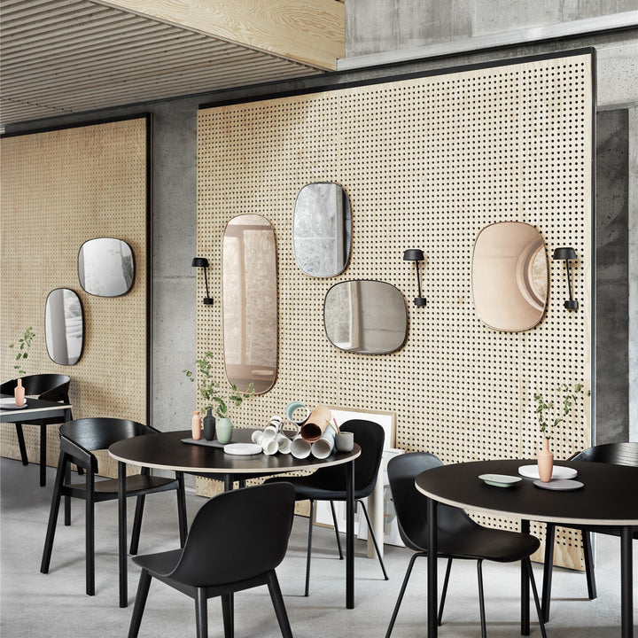 muuto | base round table | black nanolaminate 110cm ~ DC