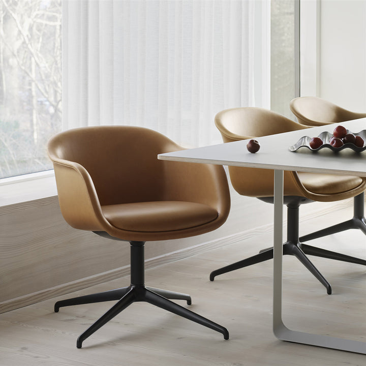 muuto | fiber conference armchair | swivel base | cognac leather + black ~ DC