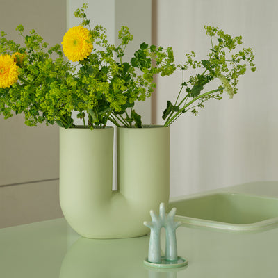 muuto | kink vase | light green 26cm