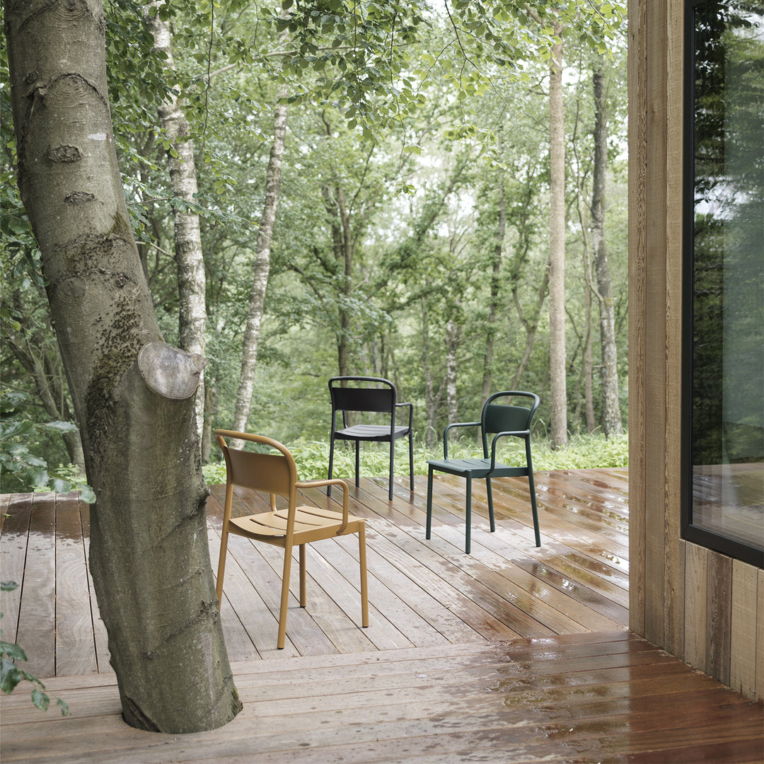 muuto | linear steel armchair | dark green