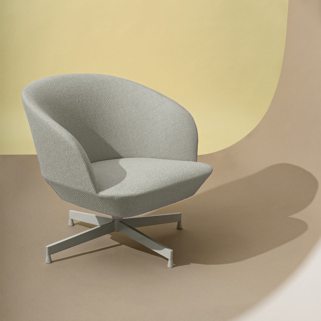muuto | oslo lounge chair | swivel base | vidar 146 + grey legs ~ DC