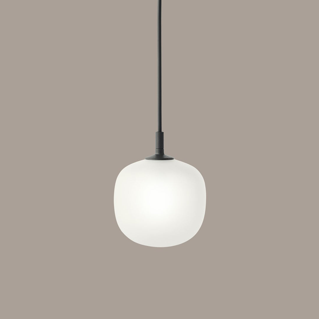 muuto | rime pendant lamp | black 12cm