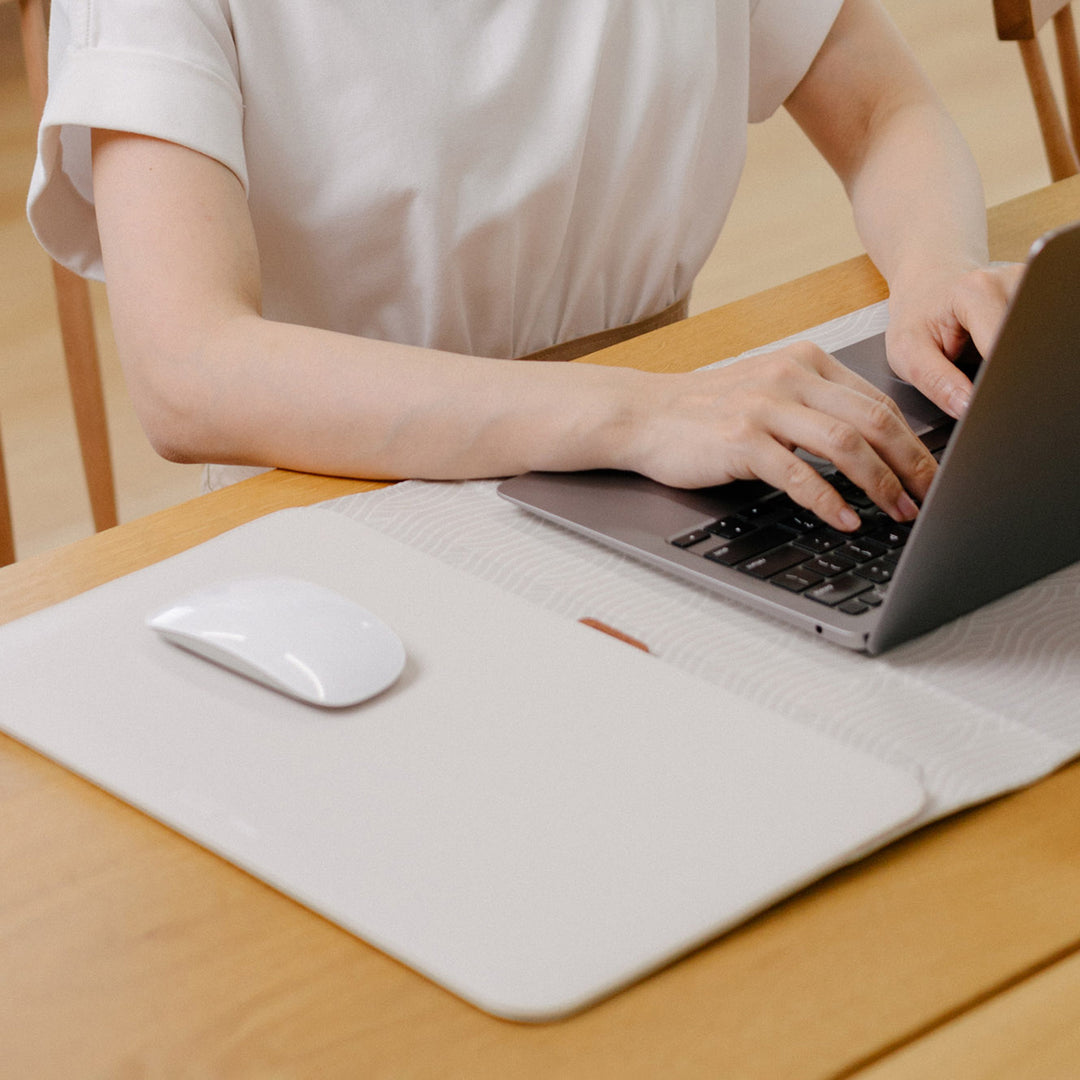 orbitkey | hybrid laptop sleeve 16" | konmari - LC