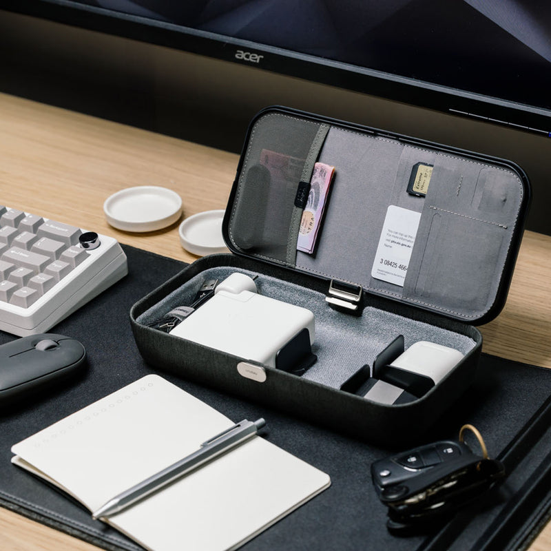 orbitkey | nest organiser + charger v2 | black