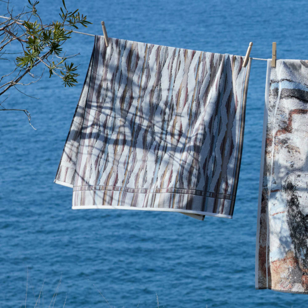 innate collection | ripple towel - light