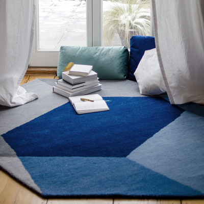 puik | iso hexagon floor rug 200x142cm | blue - LC