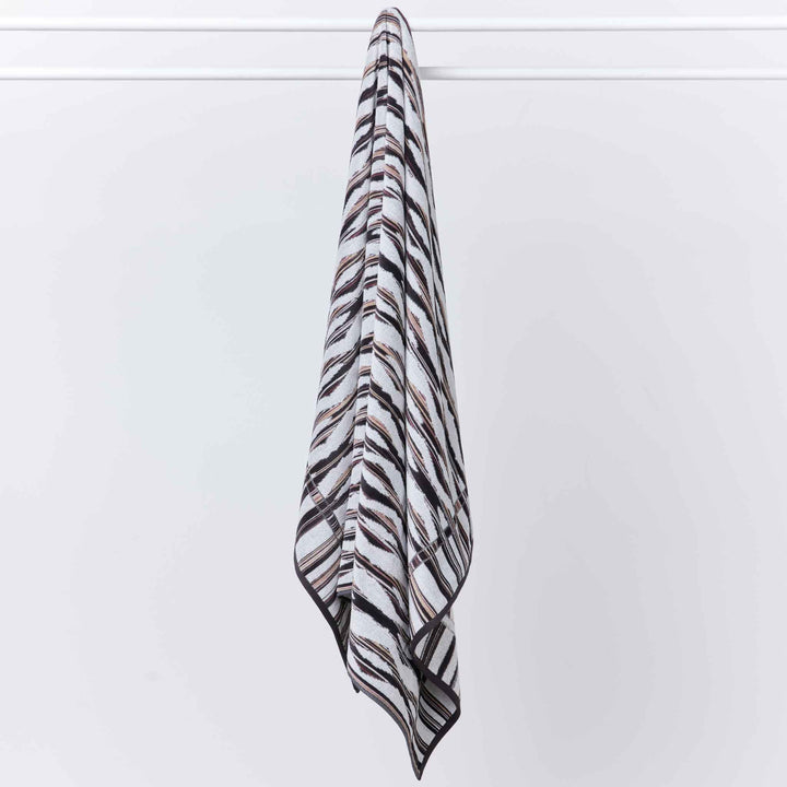 innate collection | ripple towel - dark