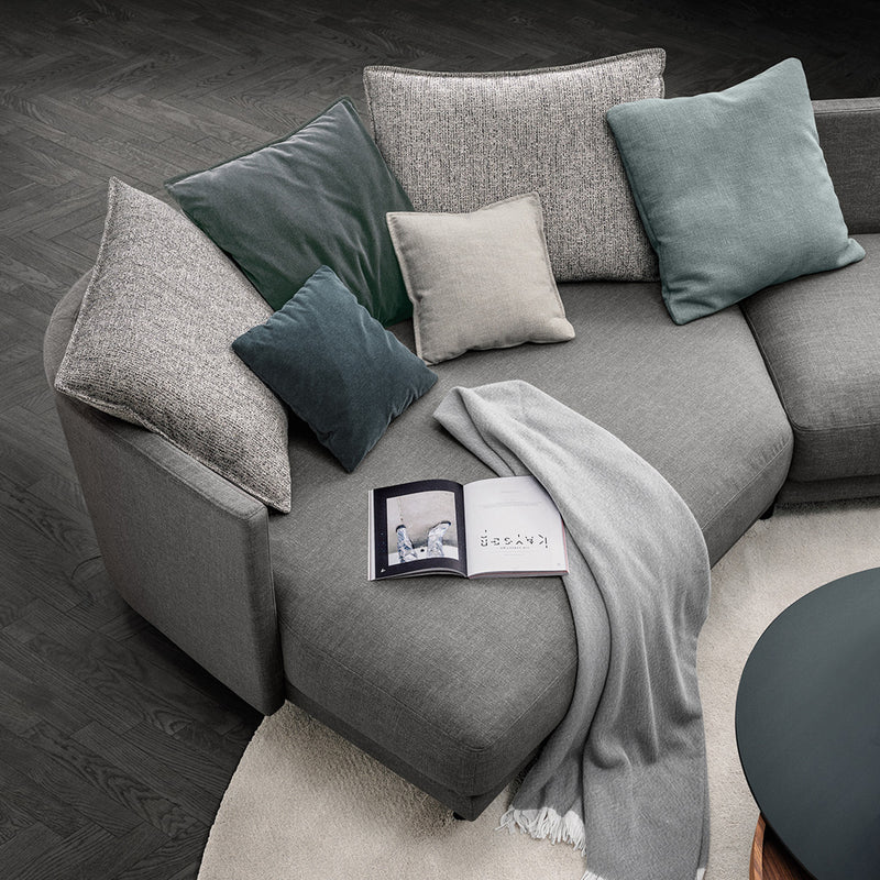 rolf benz | onda sofa | fabric silk grey 24510 + black oak legs