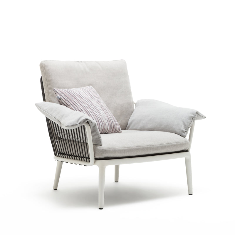 rolf benz | yoko 271 outdoor armchair | bianco