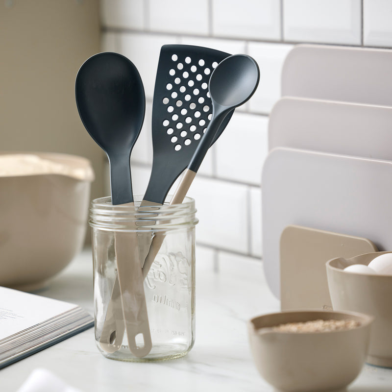 rosti | optima serving spoon | humus ~ DC