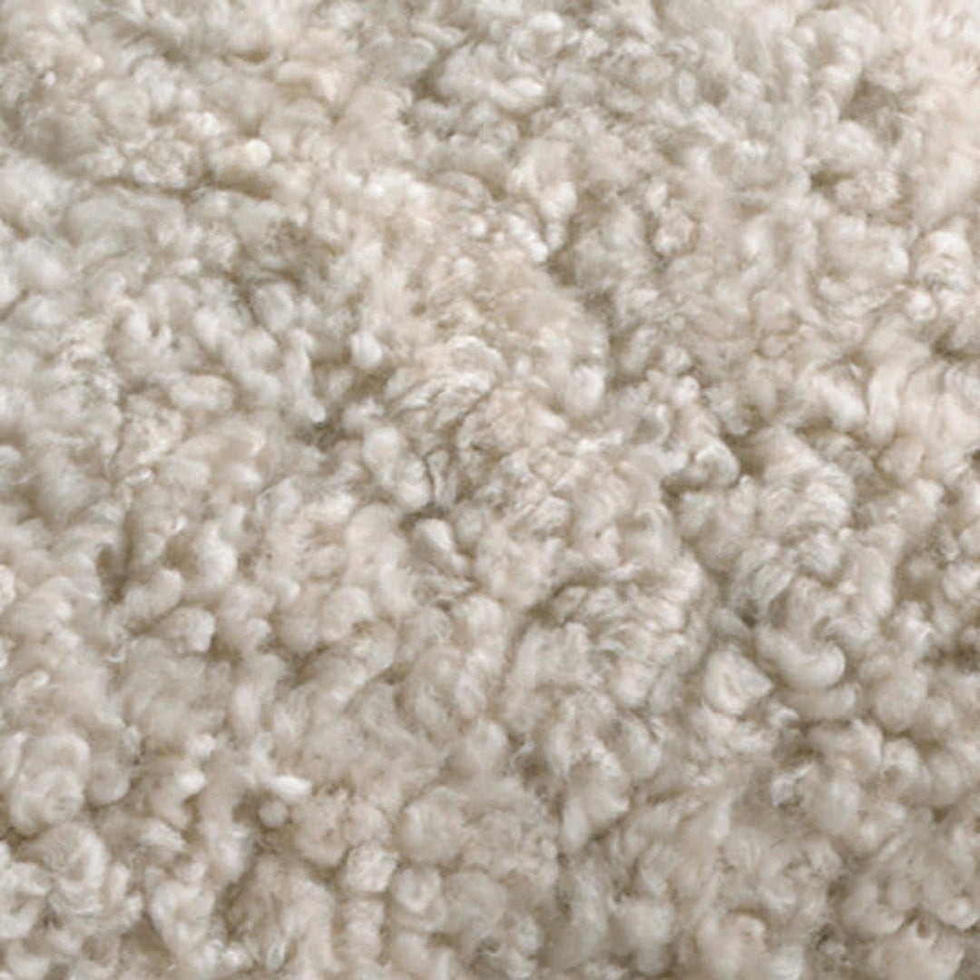 hjelle | siesta ovis 302 OV chair | low back | oak + sheepskin moonlight
