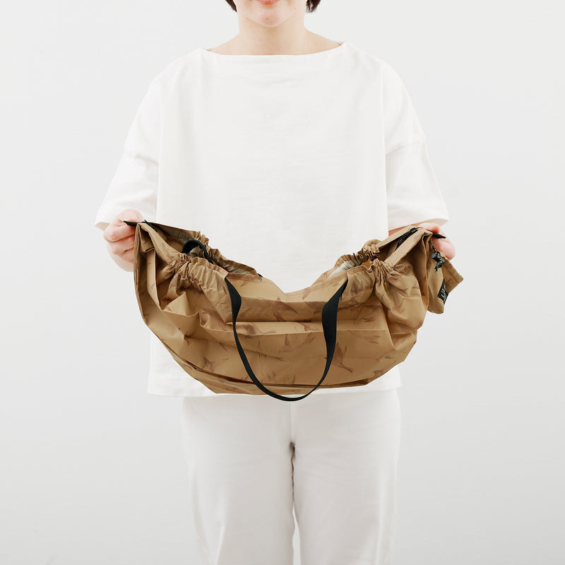 shupatto | packable bag | flying birds - LC