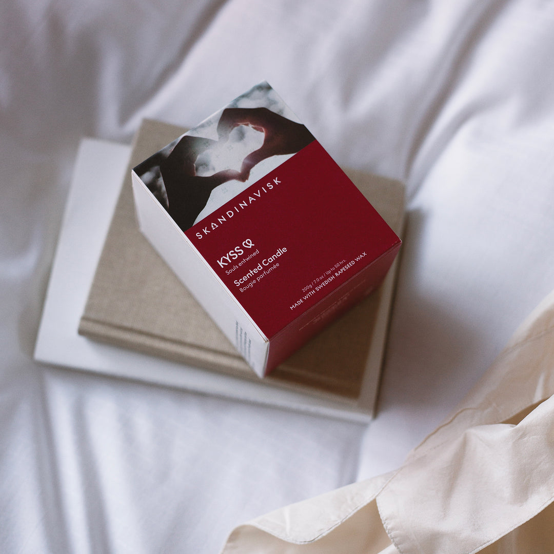 skandinavisk | scented candle | kyss