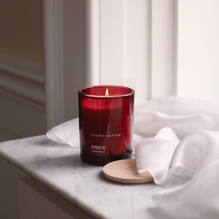 skandinavisk | scented candle | kyss