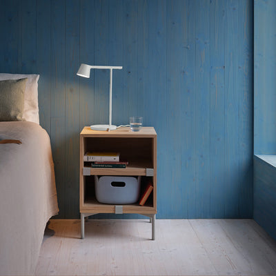 stacked-bed-side-table-oak-resto_white_tip_1500.jpg__PID:fff0f4fe-5efd-4b6c-9766-35bb8c0842fc