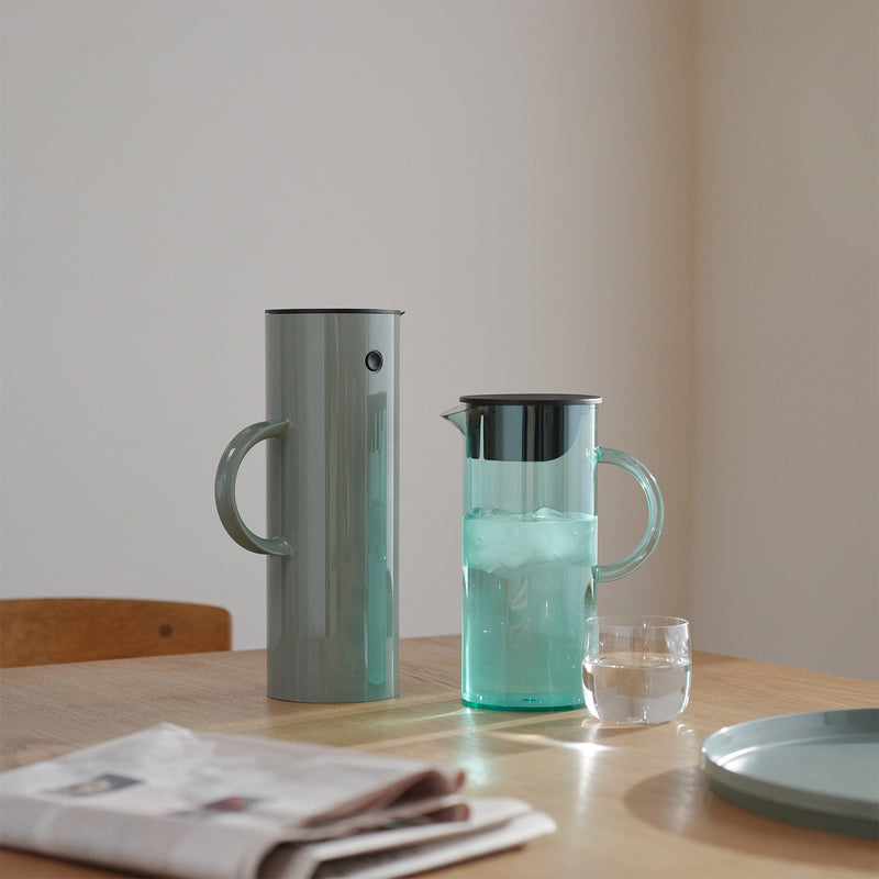 stelton | em77 vacuum jug | dusty green