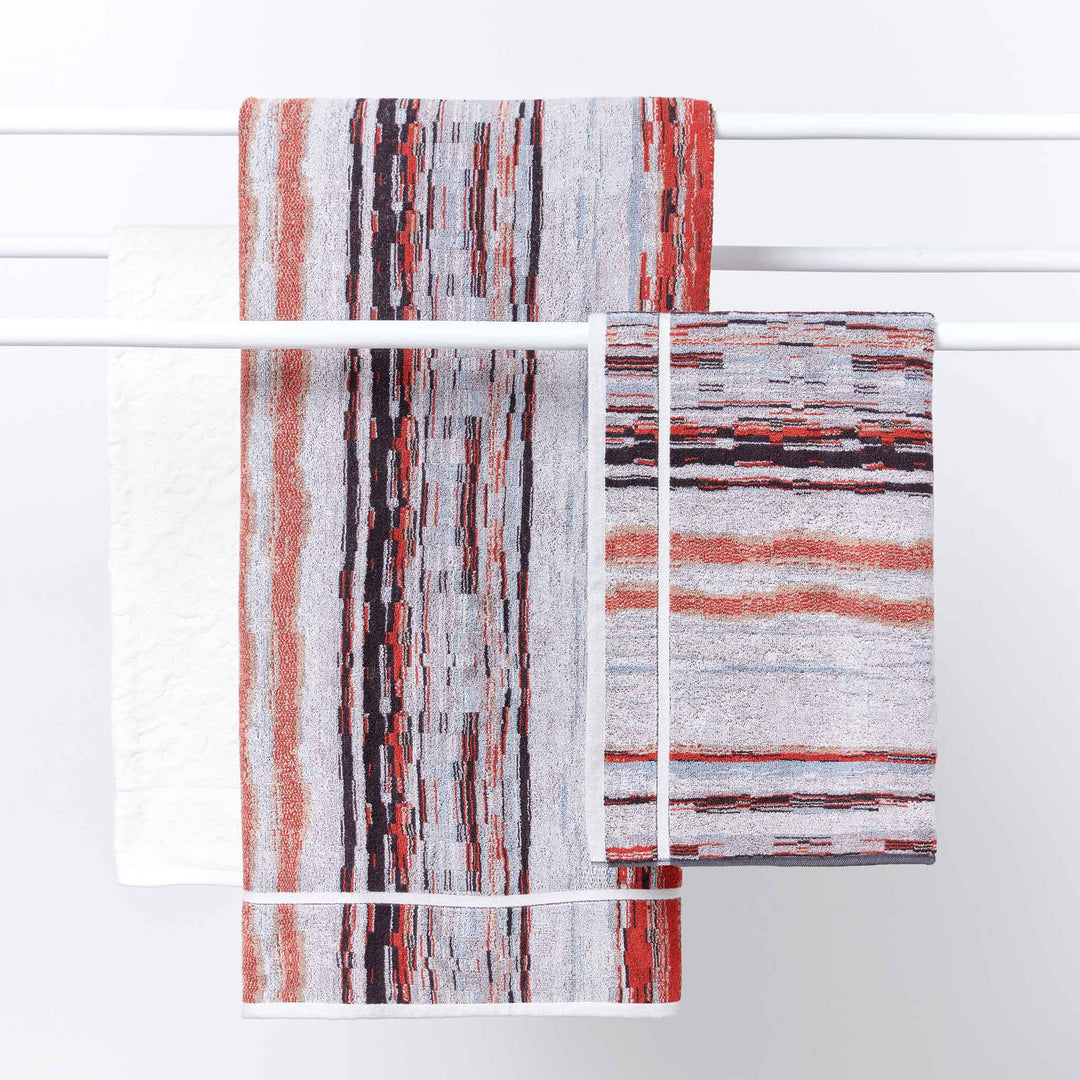 innate collection | strata towel