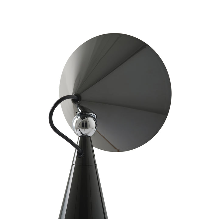 tom dixon | pose portable lamp | kelp