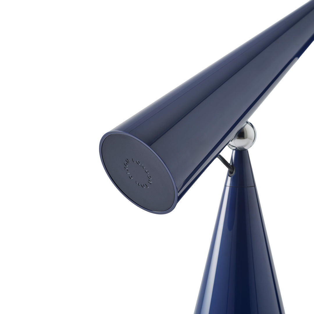 tom dixon | pose task light | indigo