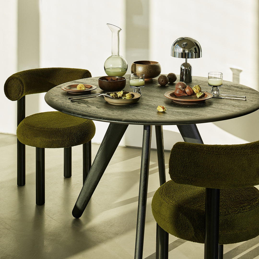 tom dixon | slab table round | black oak 120cm