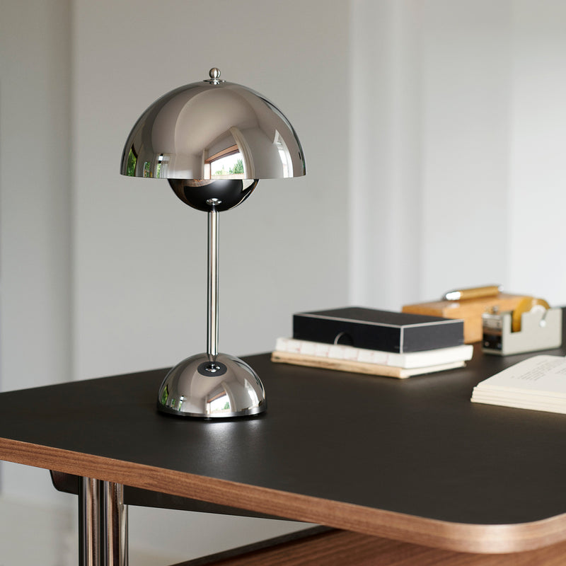 &tradition | flowerpot VP9 portable lamp | chrome