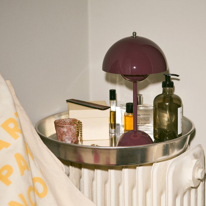 &tradition | flowerpot VP9 portable lamp | dark plum