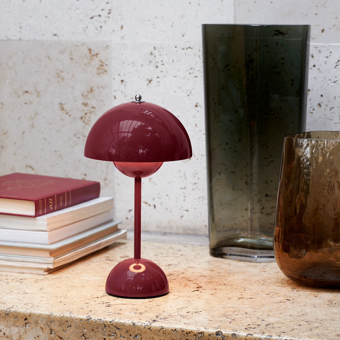 &tradition | flowerpot VP9 portable lamp | dark plum