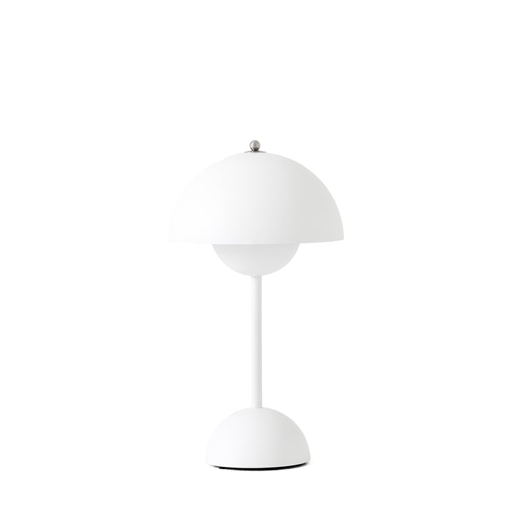&tradition | flowerpot VP9 portable lamp | matte white