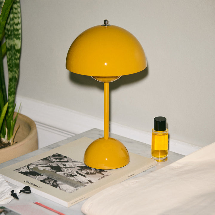 &tradition | flowerpot VP9 portable lamp | mustard