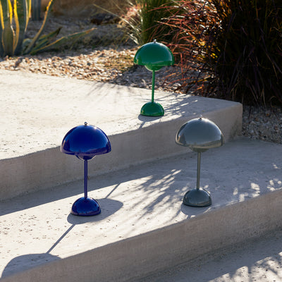 &tradition | flowerpot VP9 portable lamp | signal green