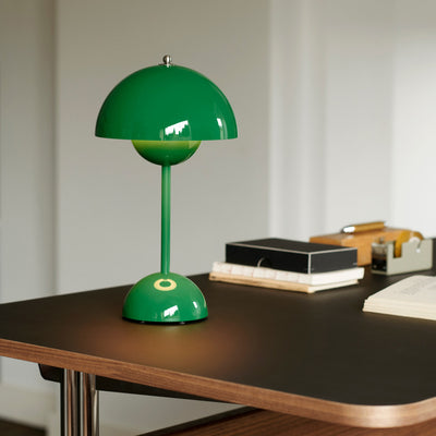 &tradition | flowerpot VP9 portable lamp | signal green