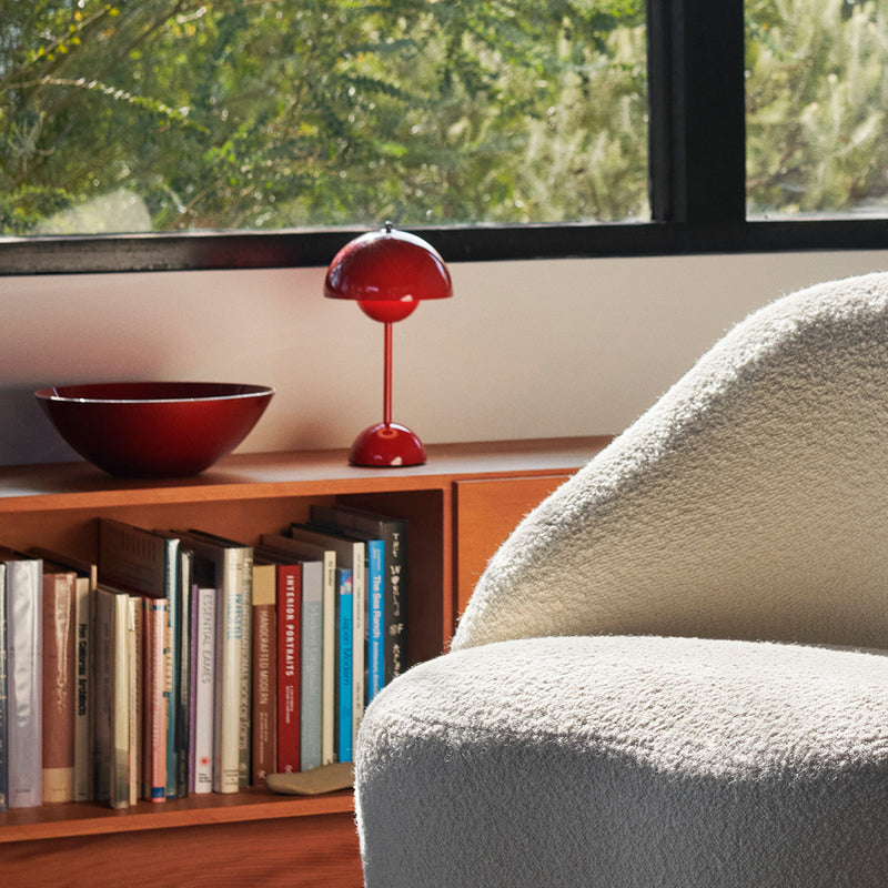 &tradition | flowerpot VP9 portable lamp | vermillon red