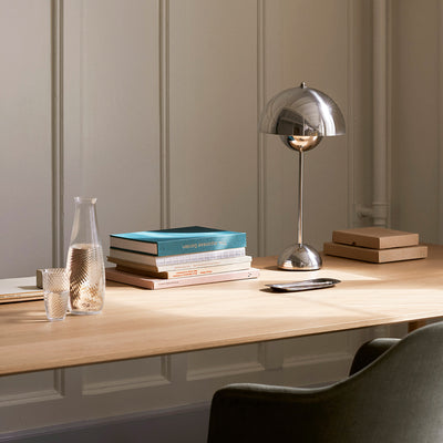 &tradition | flowerpot VP4 table lamp | chrome