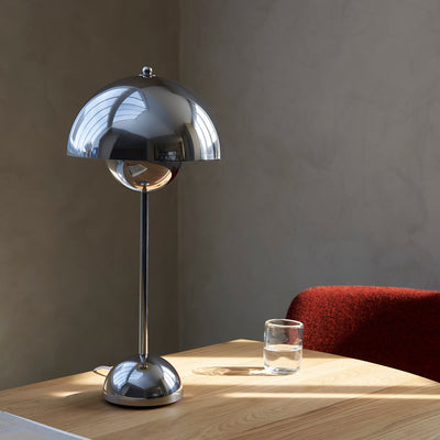 &tradition | flowerpot VP4 table lamp | chrome