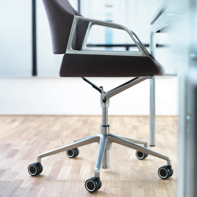 wilkhahn | GRAPH 302/5 high back swivel chair | 4-star base + castors | casa leather