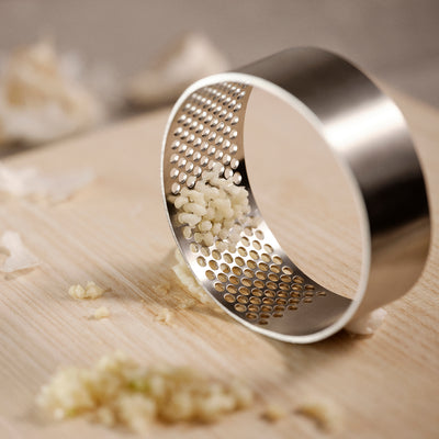 zone denmark | singles garlic press