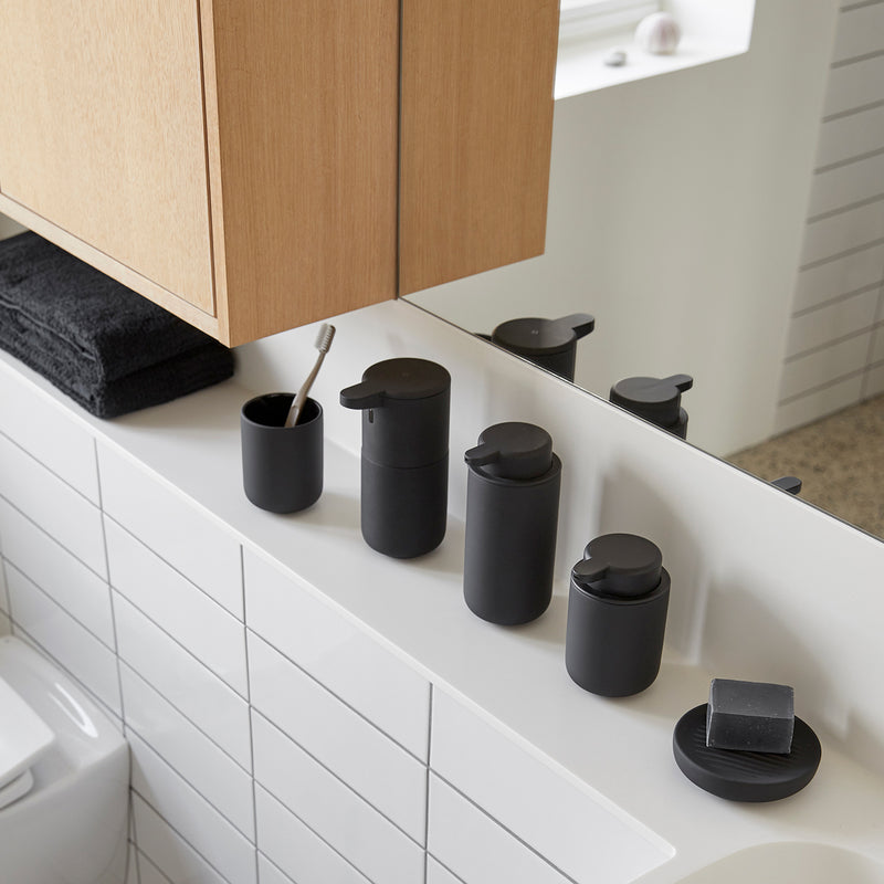 zone denmark | ume soap dispenser | black 450ml