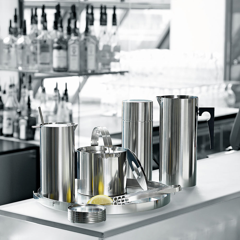 stelton | arne jacobsen cylinda line | jug with ice lip
