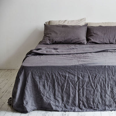 in bed | linen flat sheet | king | charcoal - LC
