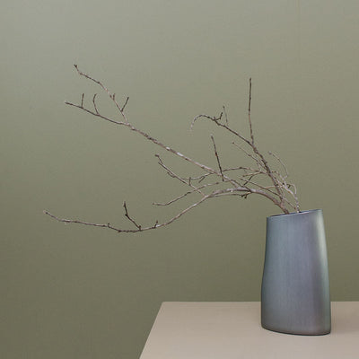 fink | vase | charcoal (winter) medium