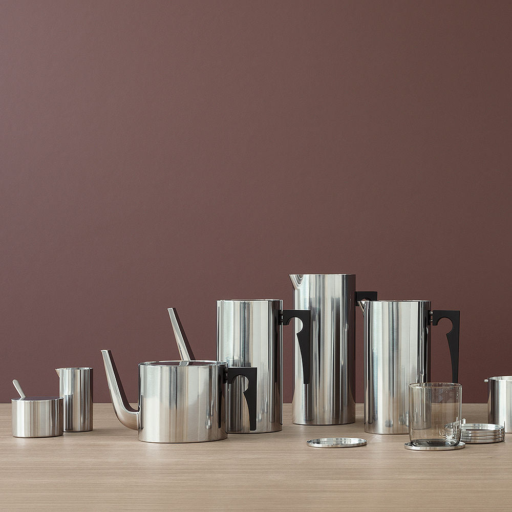 stelton | arne jacobsen cylinda line | teapot