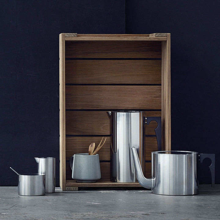 stelton | arne jacobsen cylinda line | teapot