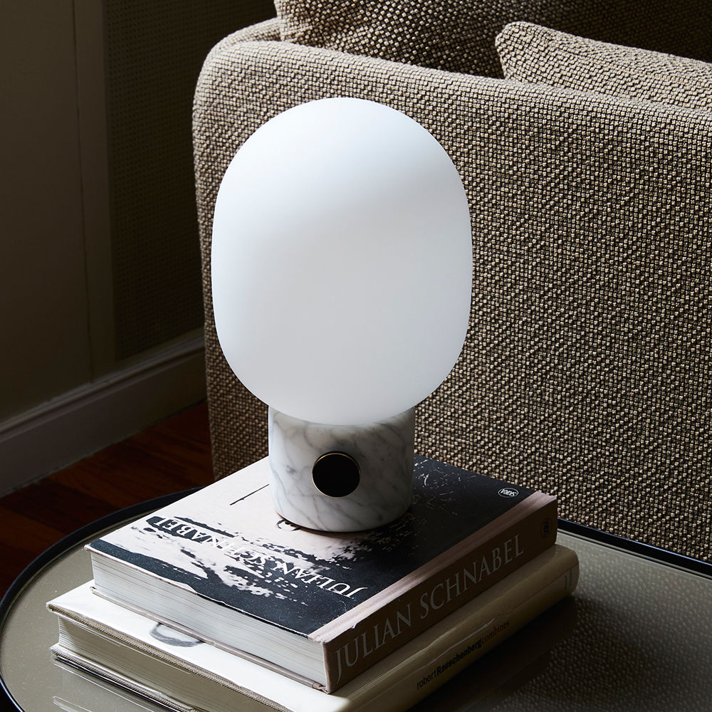 audo copenhagen (menu) | jwda table lamp large | white carrara marble