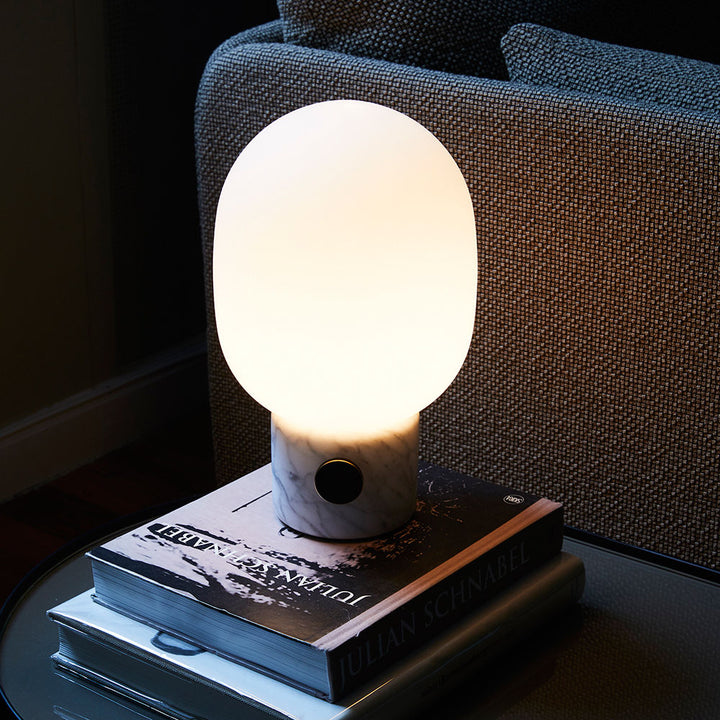 audo copenhagen (menu) | jwda table lamp large | white carrara marble